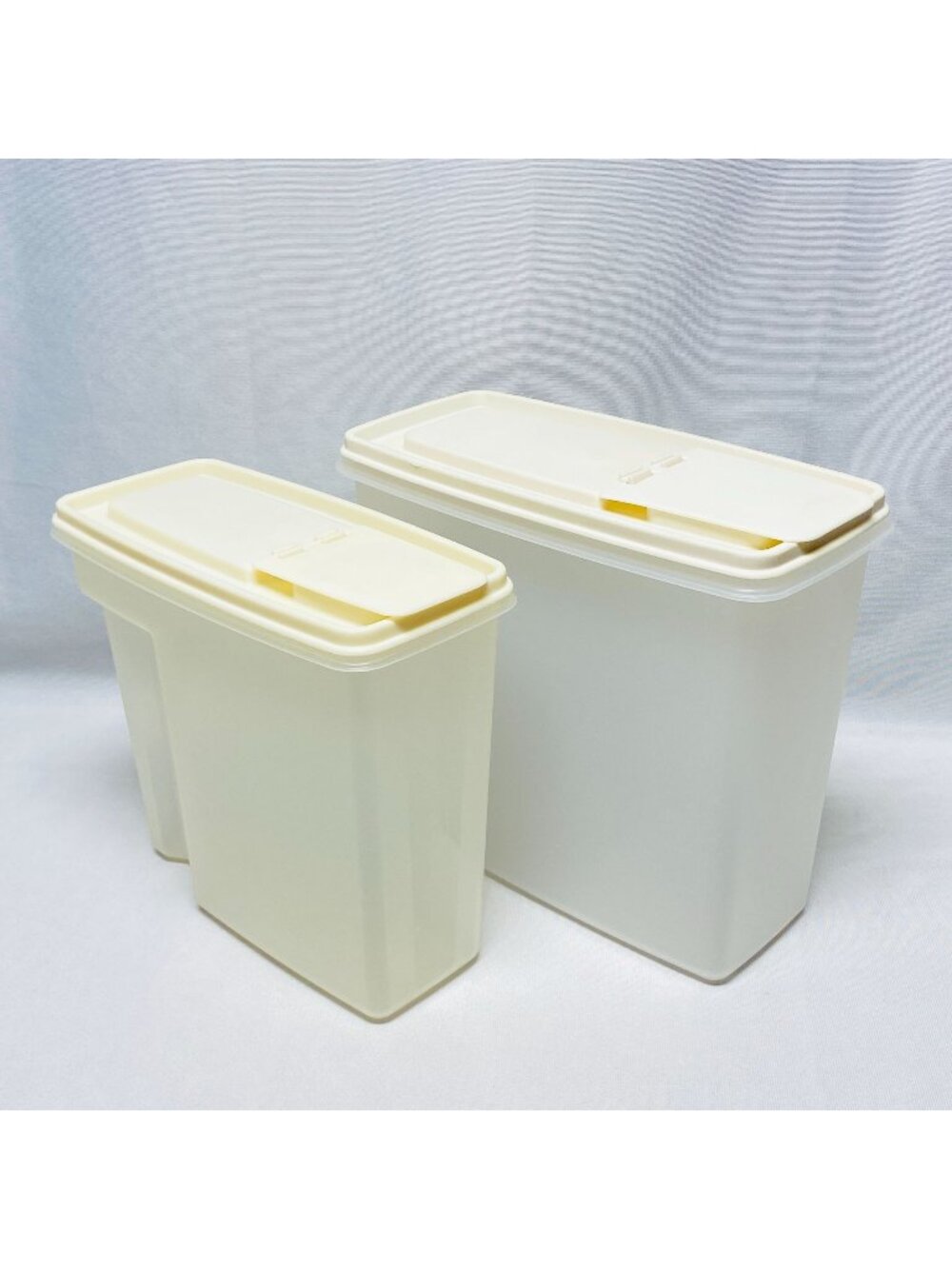Rubbermaid Servin Saver Food Storage Containers W/ Flip-Top Lids 5.0L & 3.1L